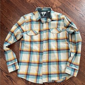 Men’s Vissla flannel button-down shirt Size Small